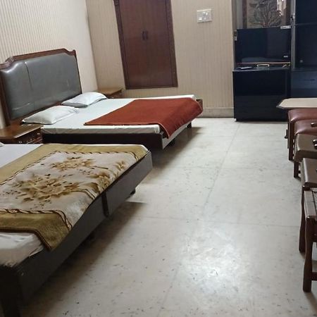 Tourist Guest House Amritsar Ngoại thất bức ảnh