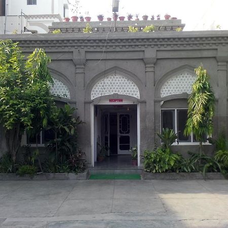 Tourist Guest House Amritsar Ngoại thất bức ảnh