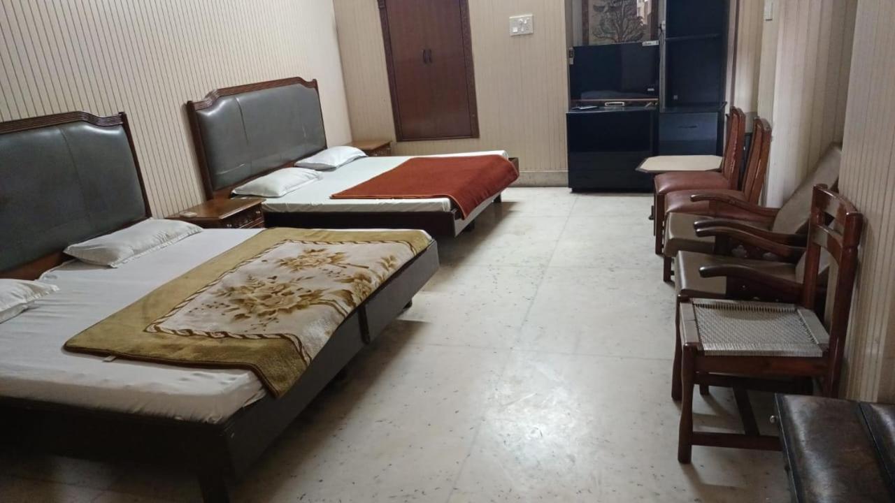 Tourist Guest House Amritsar Ngoại thất bức ảnh